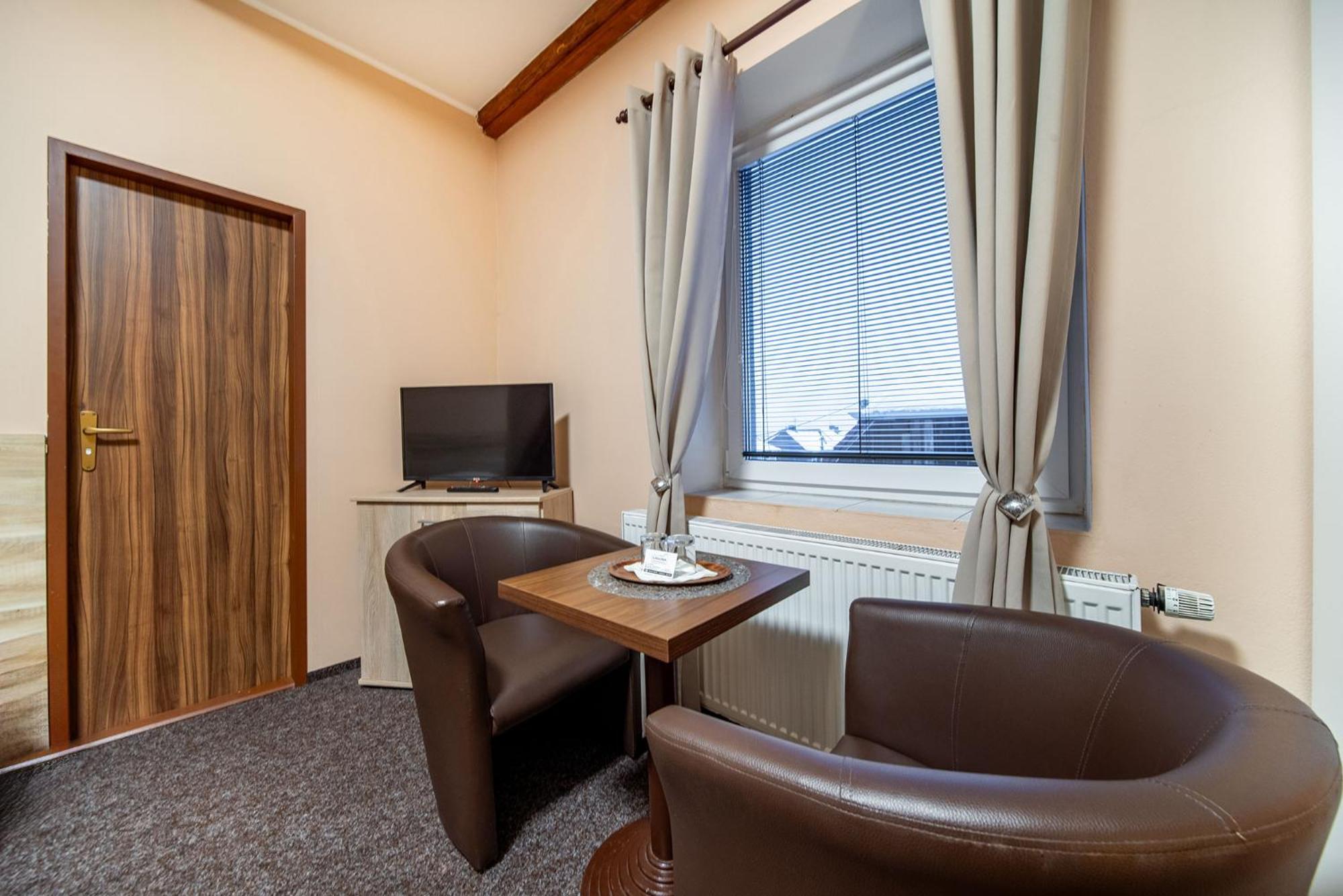 Laguna Hotel & Restaurant Primda Ngoại thất bức ảnh